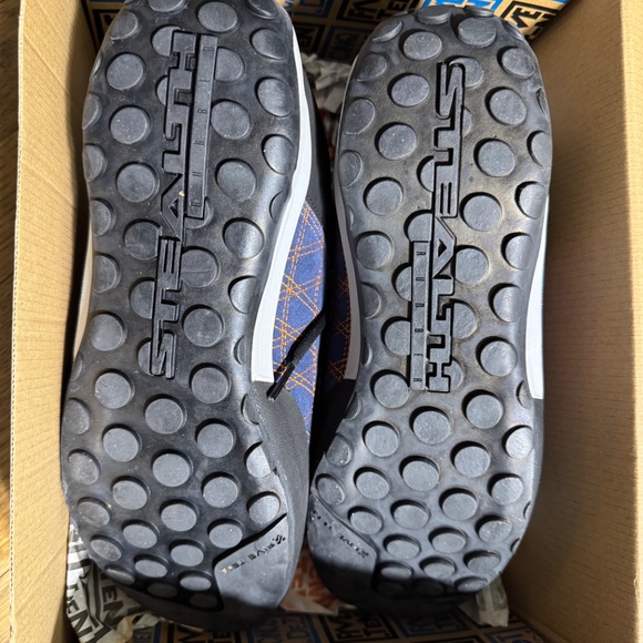 BNIB FiveTen guide tennie size 8.5/41.5 - Picture 4 of 5